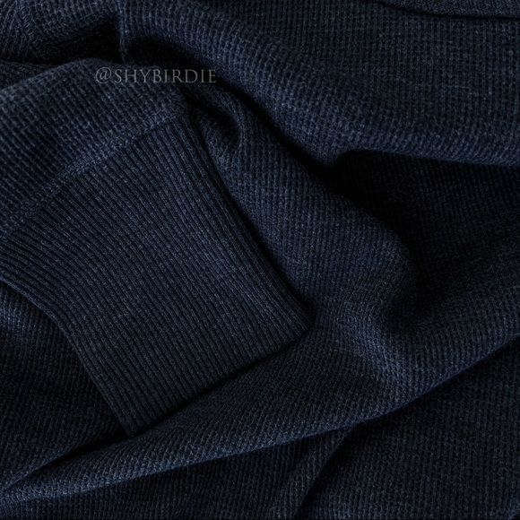 NWT GAP Thermal Crew / Waffle Long Sleeve T-Shirt - Picture 9 of 13